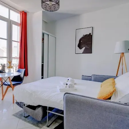 La Panthere Design Et Calme, Idéal Pour Un En Couple Ou Congrès Appartamento *