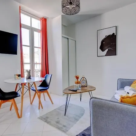 La Panthere Design Et Calme, Ideal Pour Un Sejour En Couple Ou Congres *