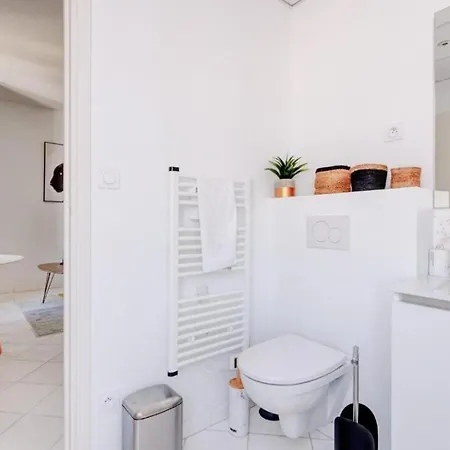 La Panthere Design Et Calme, Ideal Pour Un Sejour En Couple Ou Congres