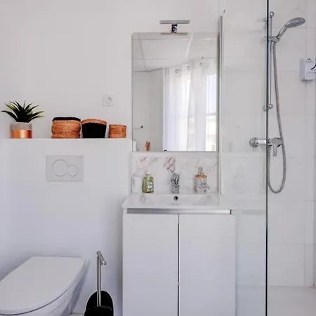 La Panthere Design Et Calme, Ideal Pour Un Sejour En Couple Ou Congres Канны